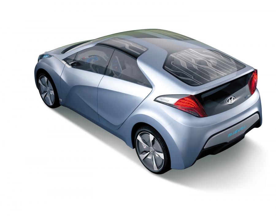  Hyundai Blue-Will Concept 2009 года  (фото 2 из 19)